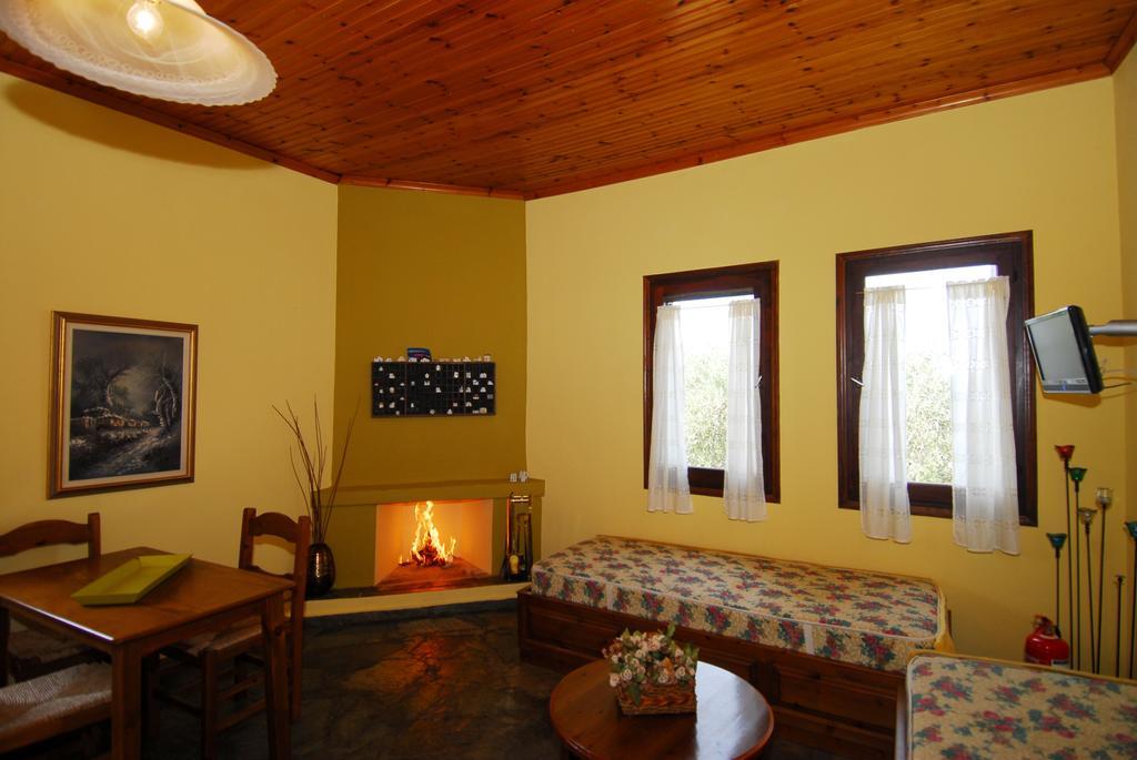 Villa Saint Andrews Bay à Milína Chambre photo