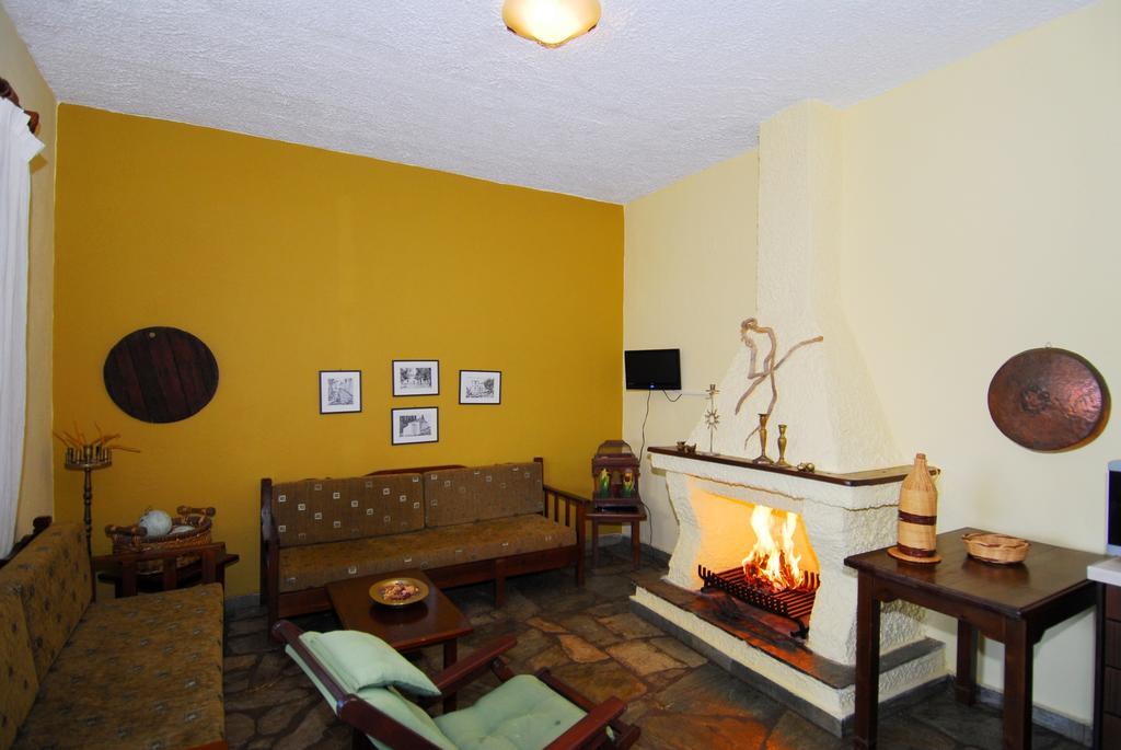 Villa Saint Andrews Bay à Milína Chambre photo